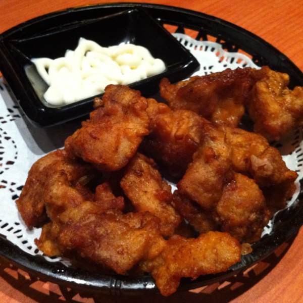 Kori Karaage (fried chicken) from Tajimaya Japanese Charcoal Grill Yakiniku on #foodmento http://foodmento.com/dish/96