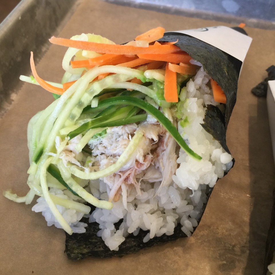 Norado Crab Temaki hand roll (carrot, cucumber, avocado lime) from Uma Temakeria (CLOSED) on #foodmento http://foodmento.com/dish/28438