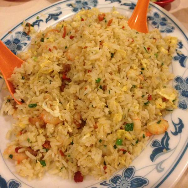 Fried Rice w Egg & Shrimp from Manhill Restaurant on #foodmento http://foodmento.com/dish/1655