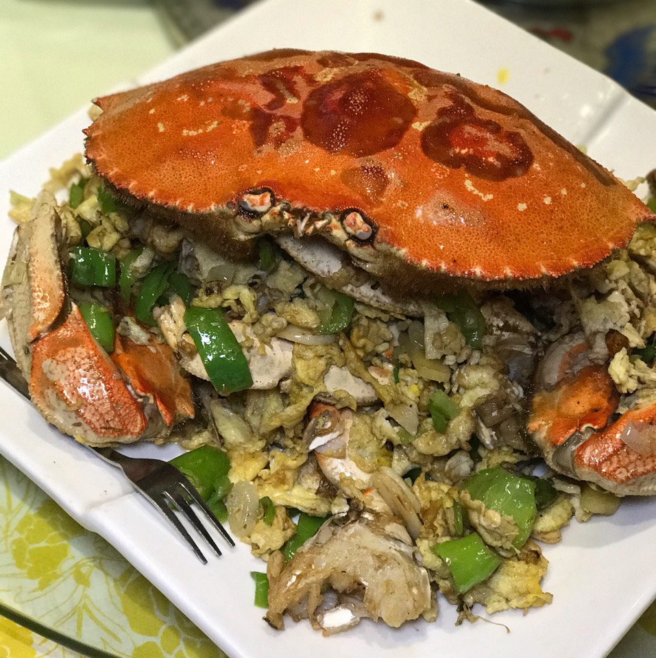 Sauteed Jumbo Crab from Hunan House Chinese Restaurant on #foodmento http://foodmento.com/dish/43127