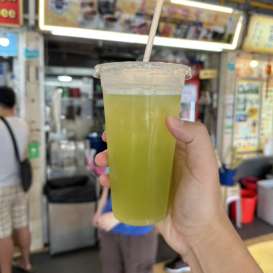 Sugarcane Juice @ Mei Xing Coffee #01-03 at Old Airport Road Market & Food Centre on #foodmento http://foodmento.com/place/475