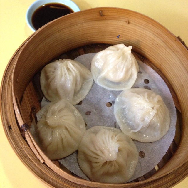 Shanghai Xiao Long Bao (Soup Dumplings) @ #01-130 at Old Airport Road Market & Food Centre on #foodmento http://foodmento.com/place/475
