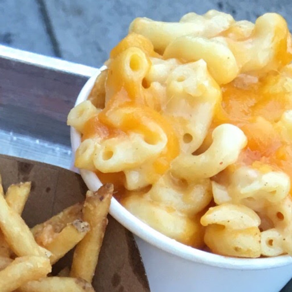 Smoked Mac & Cheese at Blue Ribbon Fried Chicken on #foodmento http://foodmento.com/place/4801