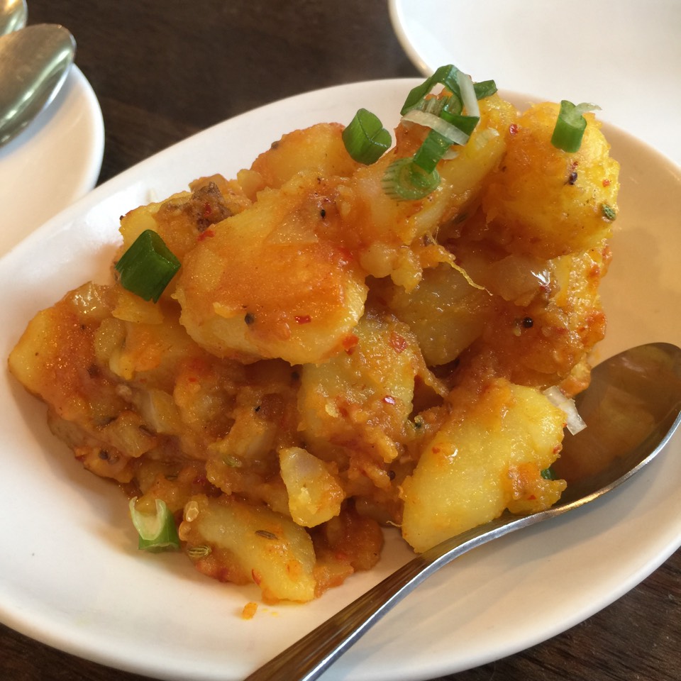 Shoga Khatsa (Fried Spicy Potato) at Phayul on #foodmento http://foodmento.com/place/4826