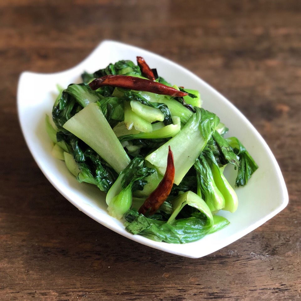 Pel Tsel Ngoen Ma (Seasonal Vegetable) at Phayul on #foodmento http://foodmento.com/place/4826