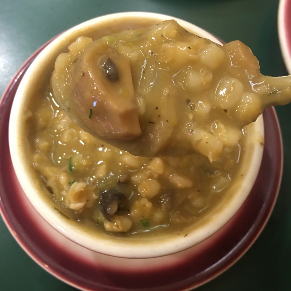 Mushroom Barley Soup at Ben's Best Kosher Delicatessen (CLOSED) on #foodmento http://foodmento.com/place/4886