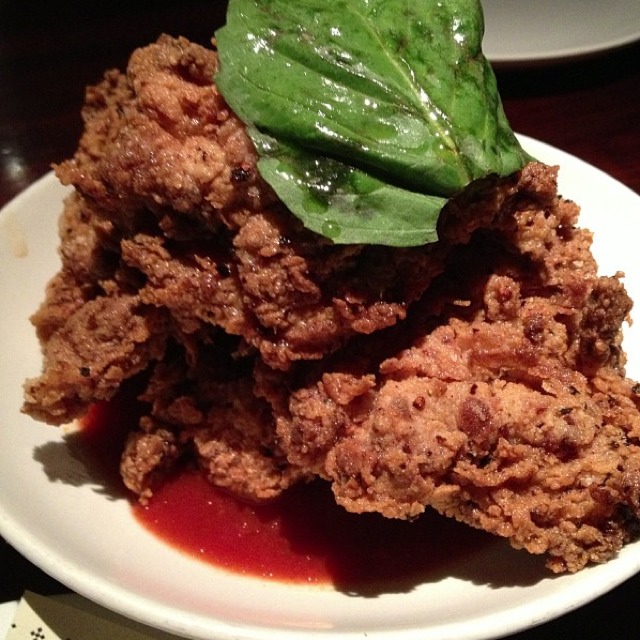Skillet Fried Chicken Thighs from Zero Zero on #foodmento http://foodmento.com/dish/2337