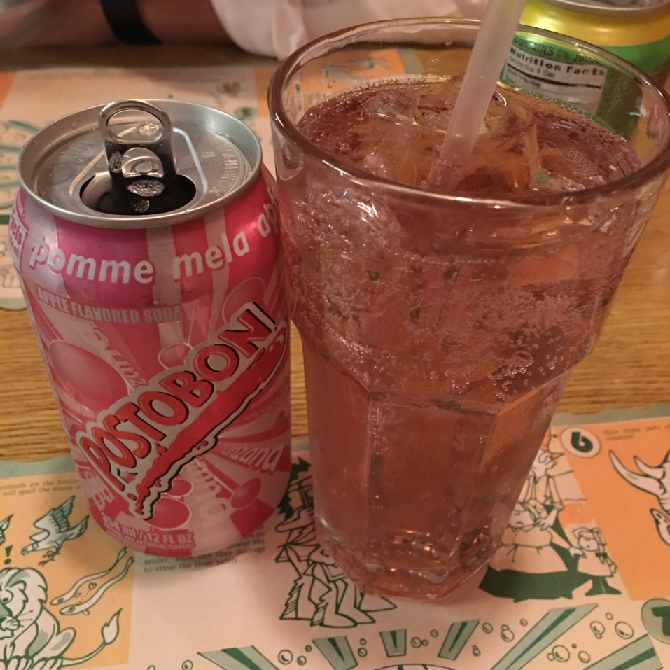 Manzana Soda from Pollos a la Brasa Mario on #foodmento http://foodmento.com/dish/36490