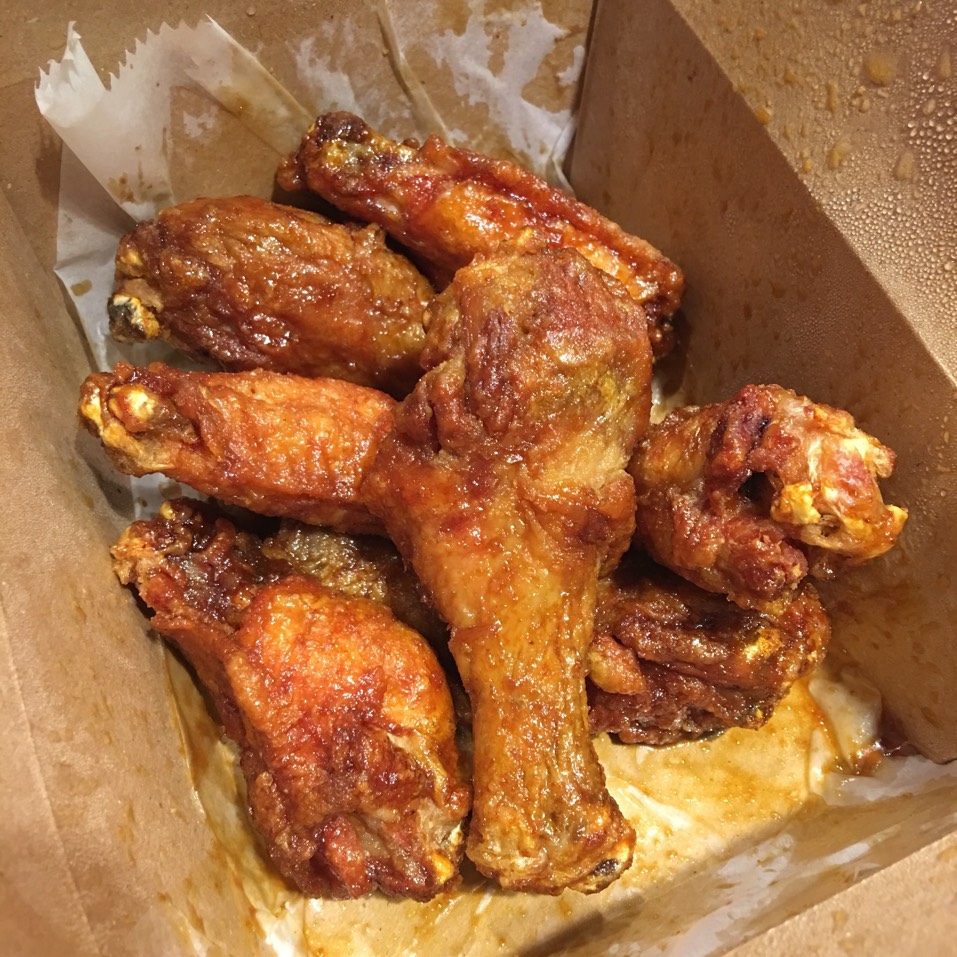 Korean Fried Chicken Combo (4 Wings, 3 Drums) on #foodmento http://foodmento.com/dish/19875