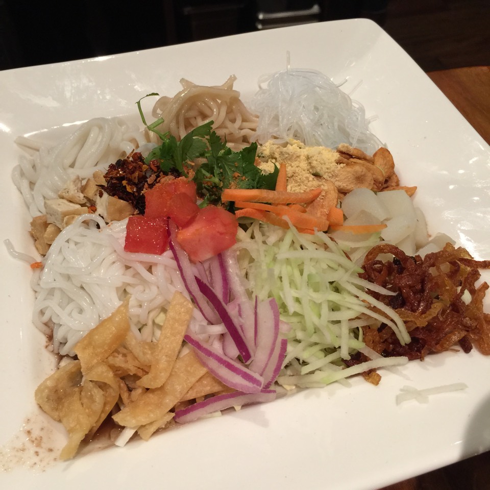 Rainbow Salad (4 Types of Noodles, Papaya, Tofu, Dried Shrimp...) at Burma Superstar on #foodmento http://foodmento.com/place/497
