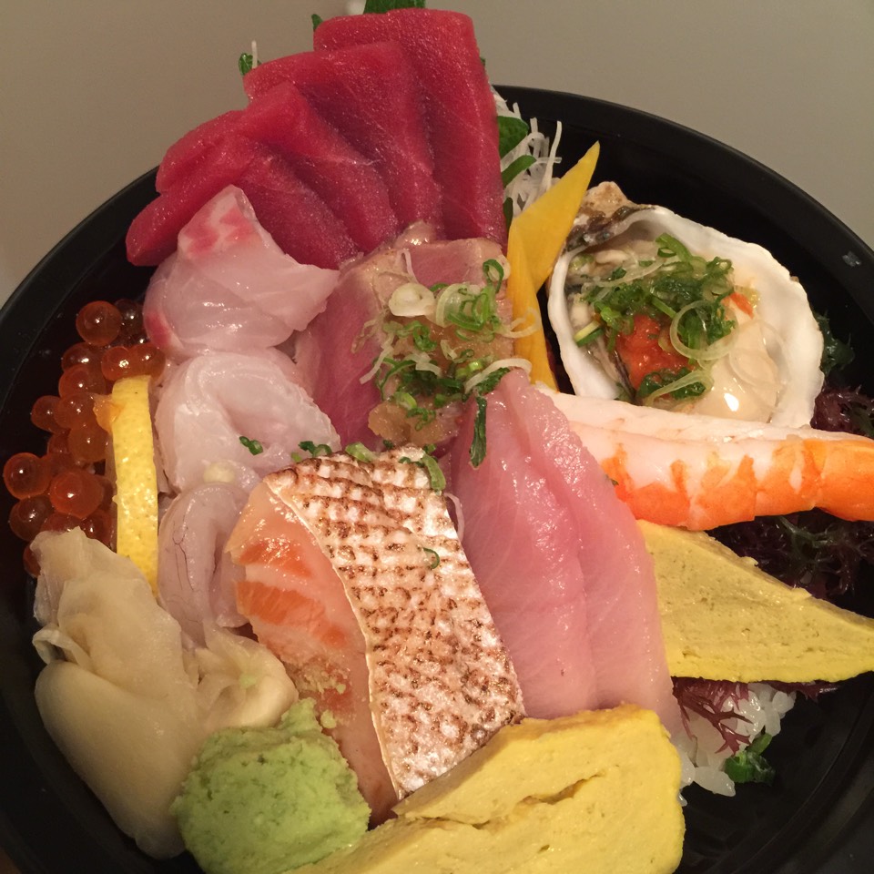 Umi No Sachi (Assorted Sashimi on Bed Of Sushi Rice) at Sushi Yasaka on #foodmento http://foodmento.com/place/5216