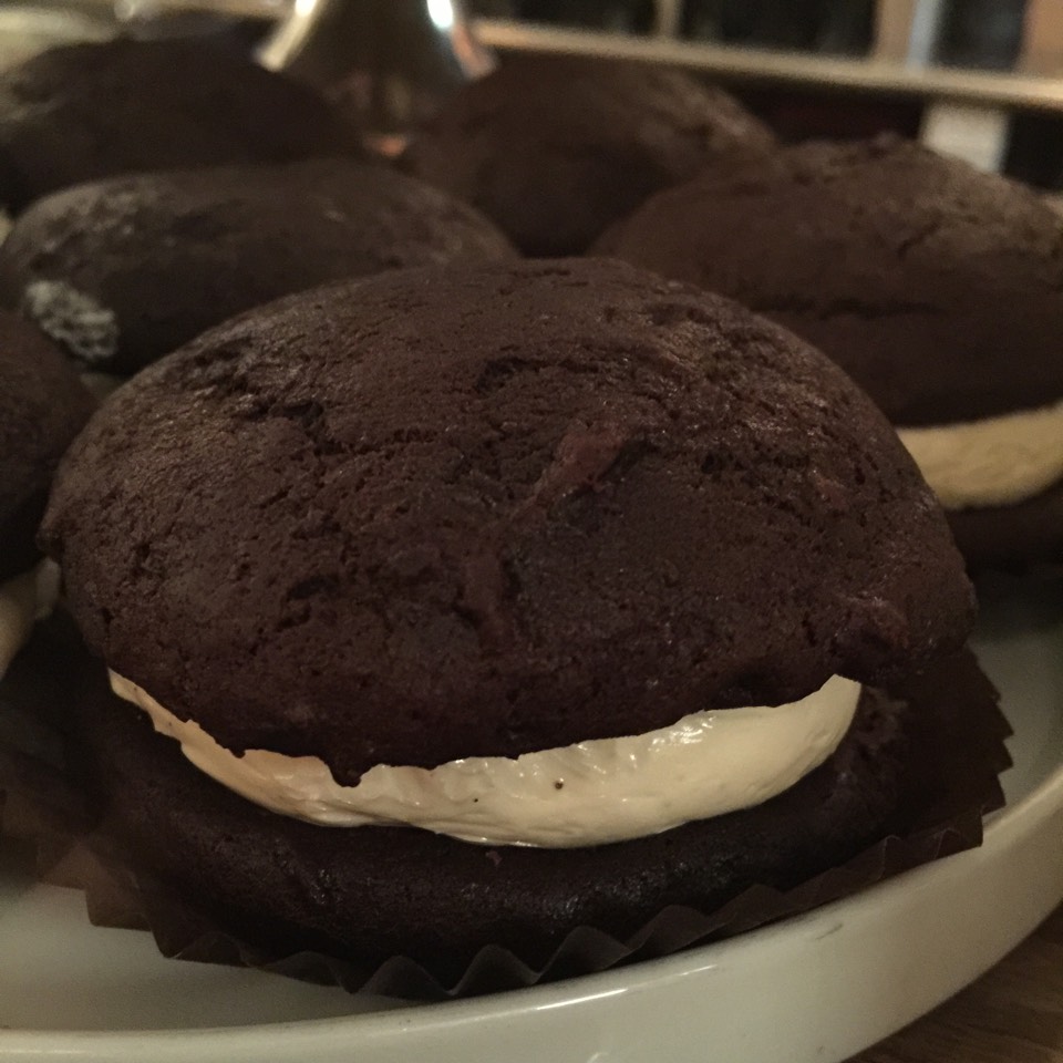 Classic Whoopie Pie from Baked on #foodmento http://foodmento.com/dish/22108