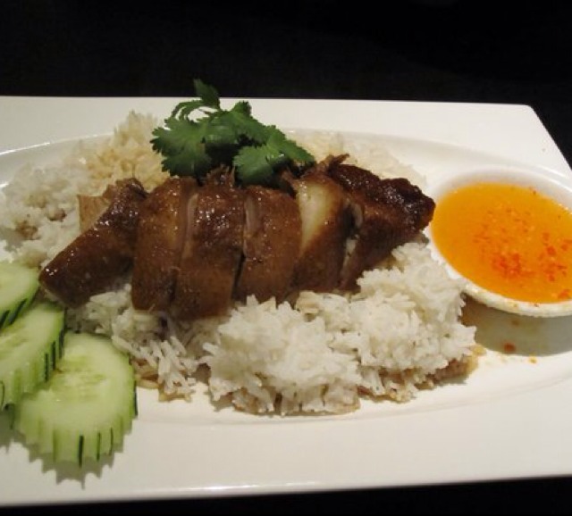Five Spice Duck over Rice at Lers Ros Thai on #foodmento http://foodmento.com/place/556