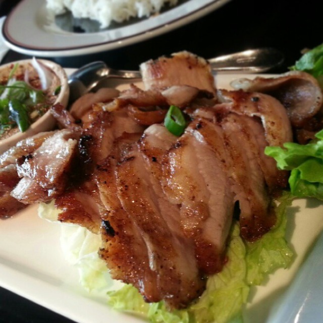 Grilled Sliced Pork Shoulder from Lers Ros Thai on #foodmento http://foodmento.com/dish/2222