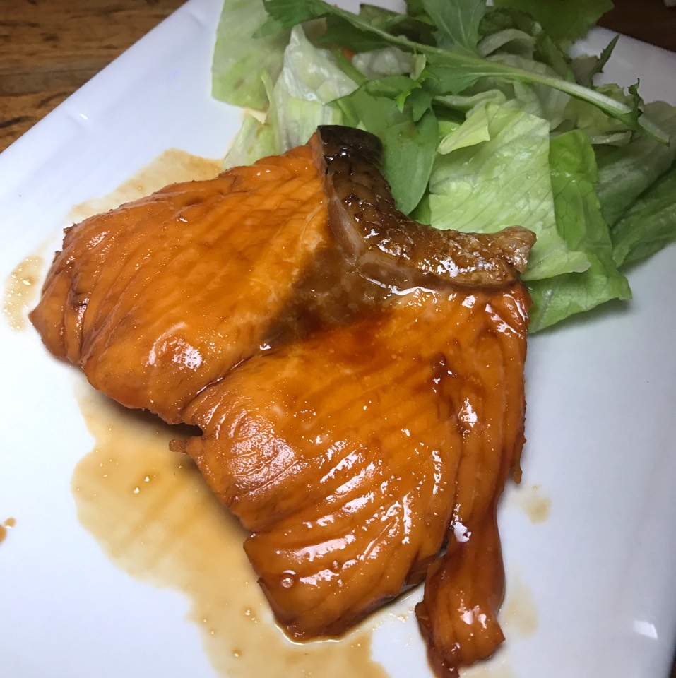 Salmon Teriyaki (Broiled Salmon) from Tomoe Sushi on #foodmento http://foodmento.com/dish/42126