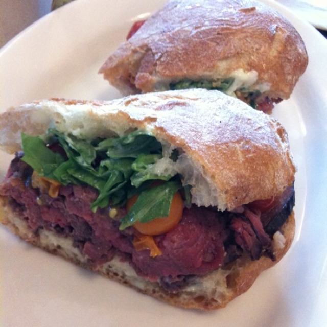 Marin Sun Farms Beef Brisket Sandwich from Il Cane Rosso on #foodmento http://foodmento.com/dish/2202