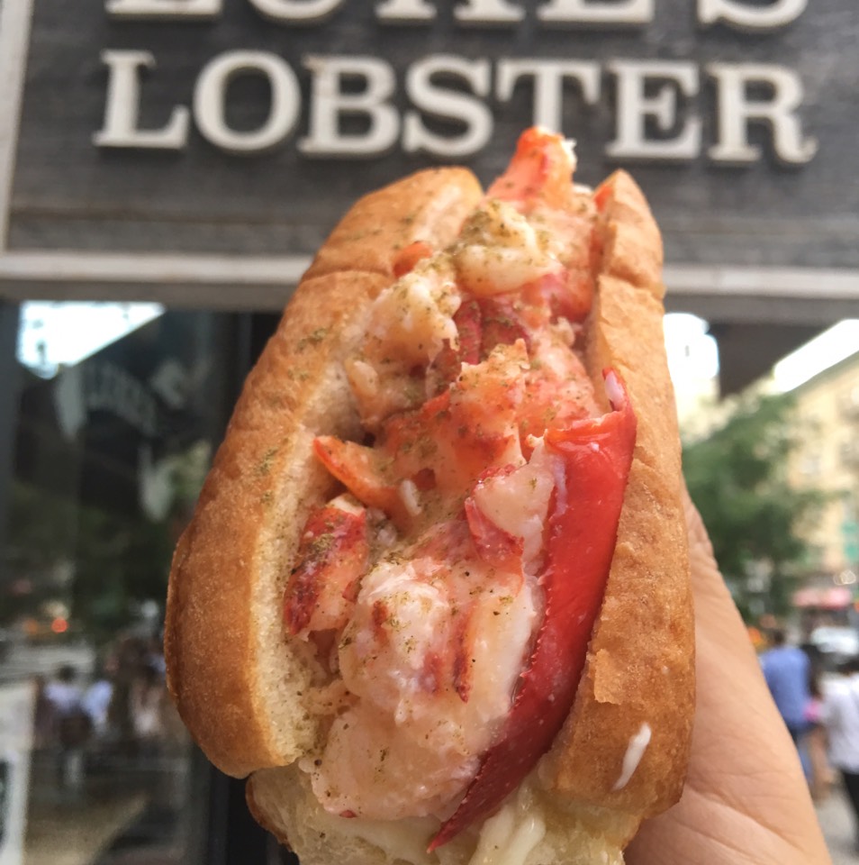 Lobster Roll at Luke's Lobster UWS on #foodmento http://foodmento.com/place/5691