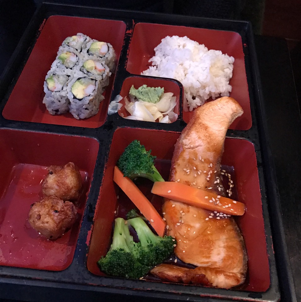 Salmon Teriyaki from Edo Japanese Restaurant on #foodmento http://foodmento.com/dish/42134