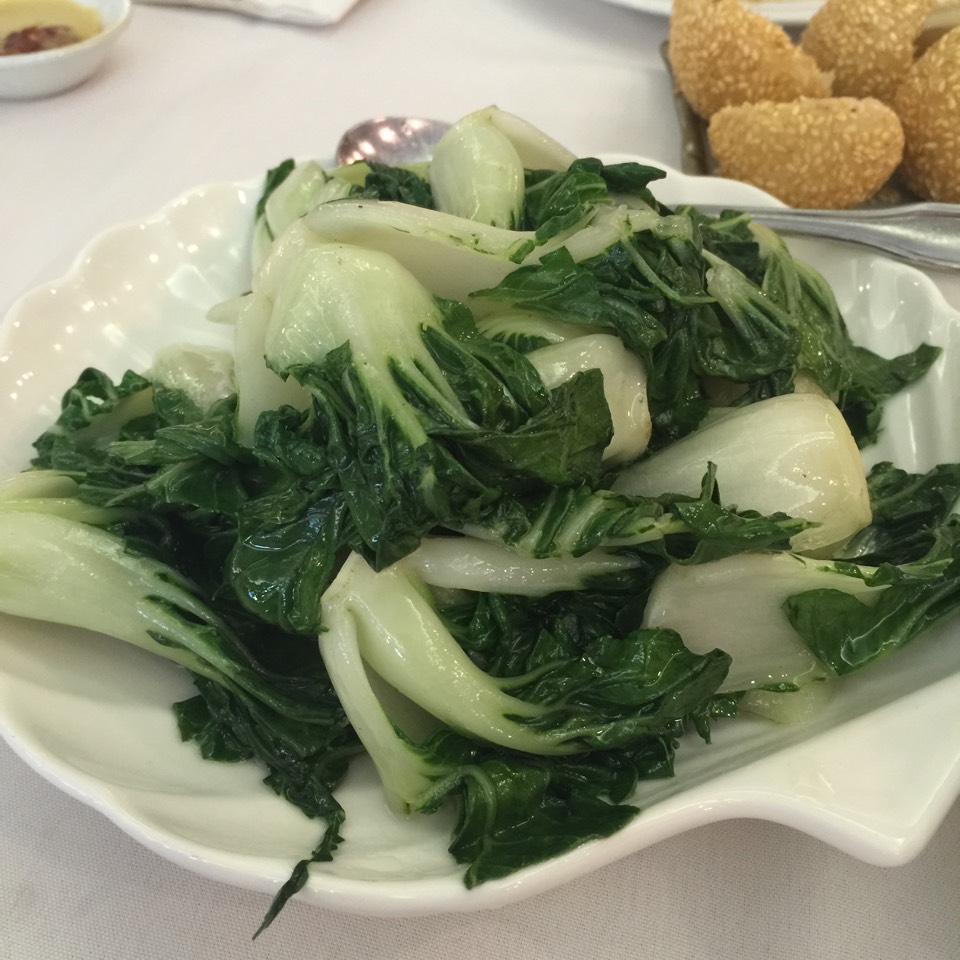 Bok Choy (Vegetables) from Oriental Garden 福臨門海鮮酒家 on #foodmento http://foodmento.com/dish/29671