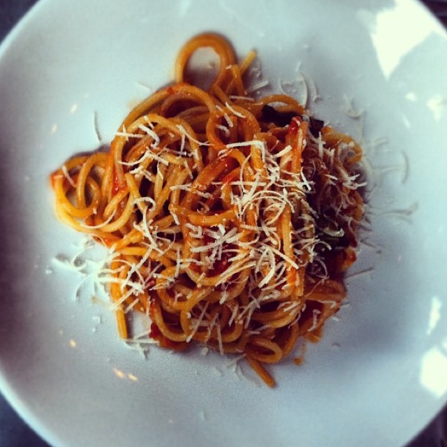 Spaghetti, Garlic, Tomatoes, Pepperoncini from Delfina on #foodmento http://foodmento.com/dish/2790