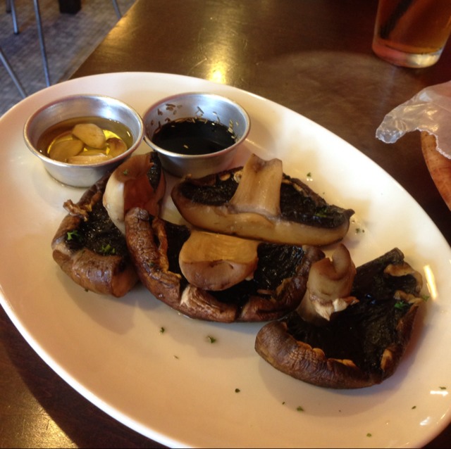 Portobello Mushrooms Grilled at The Garden Slug on #foodmento http://foodmento.com/place/582