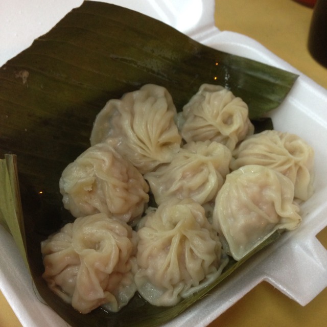 Steamed Dumplings at Yong He Eating House 永和豆浆油条大王 on #foodmento http://foodmento.com/place/597