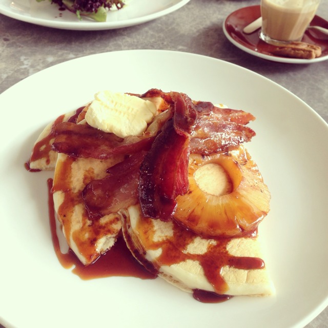 Pancake (Grilled Pineapple, Streaky Bacon, Butter, Gula Melaka) from Loysel's Toy on #foodmento http://foodmento.com/dish/2100