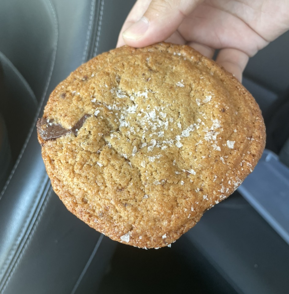 Chocolate Chip Cookie at Milo and Olive on #foodmento http://foodmento.com/place/6045