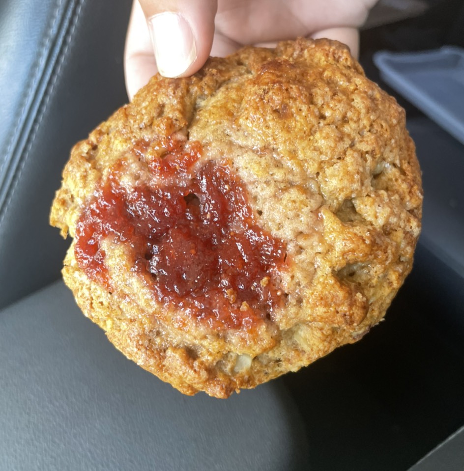 Rhubarb Scone from Milo and Olive on #foodmento http://foodmento.com/dish/52481
