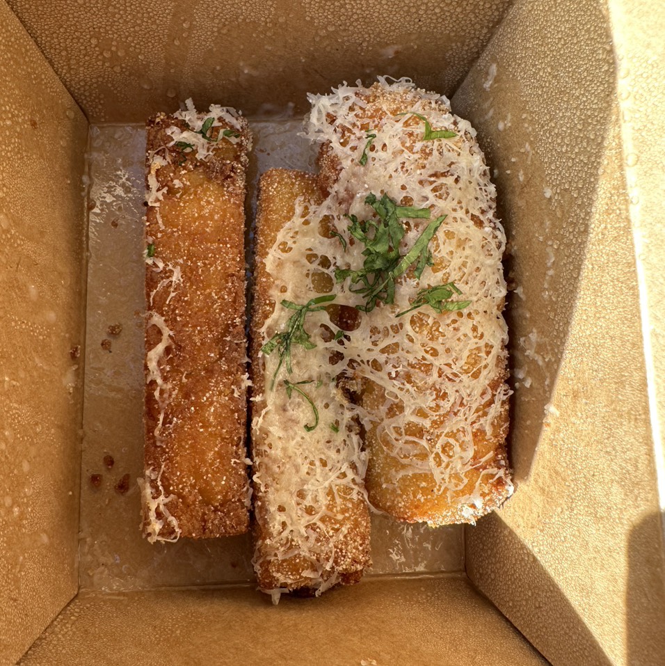 Crispy Polenta Fries $19 at Milo and Olive on #foodmento http://foodmento.com/place/6045