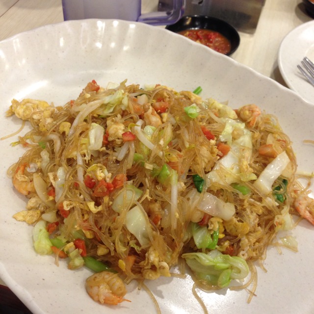 Fried Tang Hoon from Local + on #foodmento http://foodmento.com/dish/3903