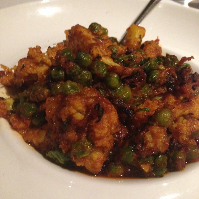 Laungiya Gohbi Mattar (Cauliflower & Green Peas) from Yantra on #foodmento http://foodmento.com/dish/7732