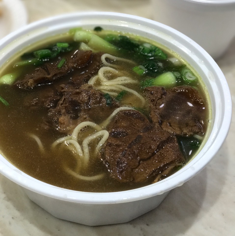 Beef Noodle Soup @ Lanzhou Hand Pull Noodles Stall #22 at New York Food Court 紐約美食廣場 on #foodmento http://foodmento.com/place/6286
