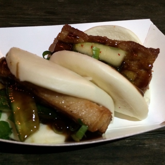 Poor Qui's Buns (Pork Belly) from East Side King on #foodmento http://foodmento.com/dish/9871