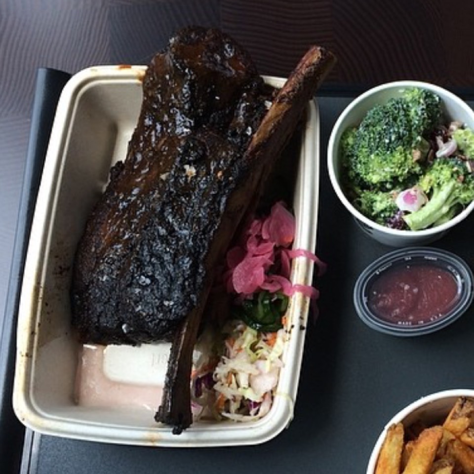Brontosaurus Rib @ Mighty Quinn's at Hudson Eats on #foodmento http://foodmento.com/place/6754