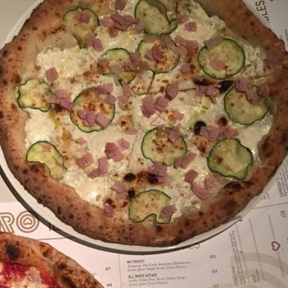Paulo Pizza with ricotta, ham and zucchini at Adoro Lei on #foodmento http://foodmento.com/place/7039