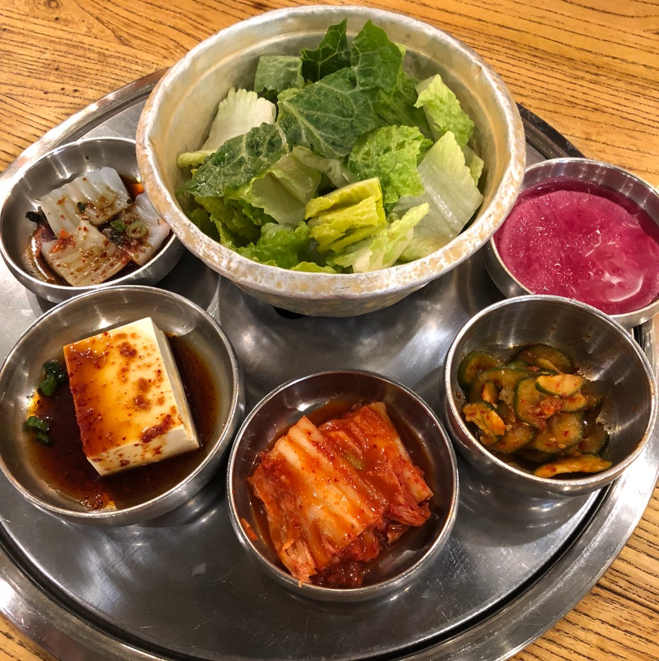 Banchan (Side dishes) at Kang Ho Dong Baekjeong on #foodmento http://foodmento.com/place/7121