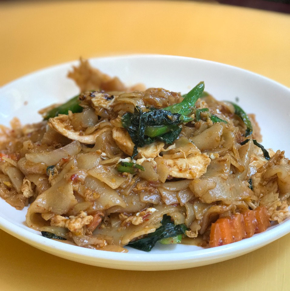 Drunken Noodles at Topaz Thai on #foodmento http://foodmento.com/place/7610