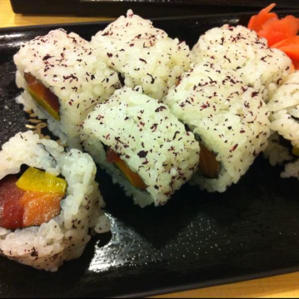 Sanshoku Maki (Sushi) at Fish Mart Sakuraya on #foodmento http://foodmento.com/place/76