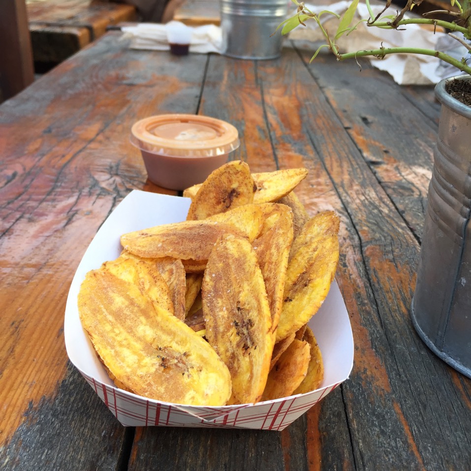 Plantain Chips at Rockaway Beach Surf Club on #foodmento http://foodmento.com/place/7736