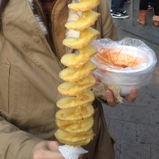 Fried Potato Twister at 명동길 (Myeongdong-gil) on #foodmento http://foodmento.com/place/794