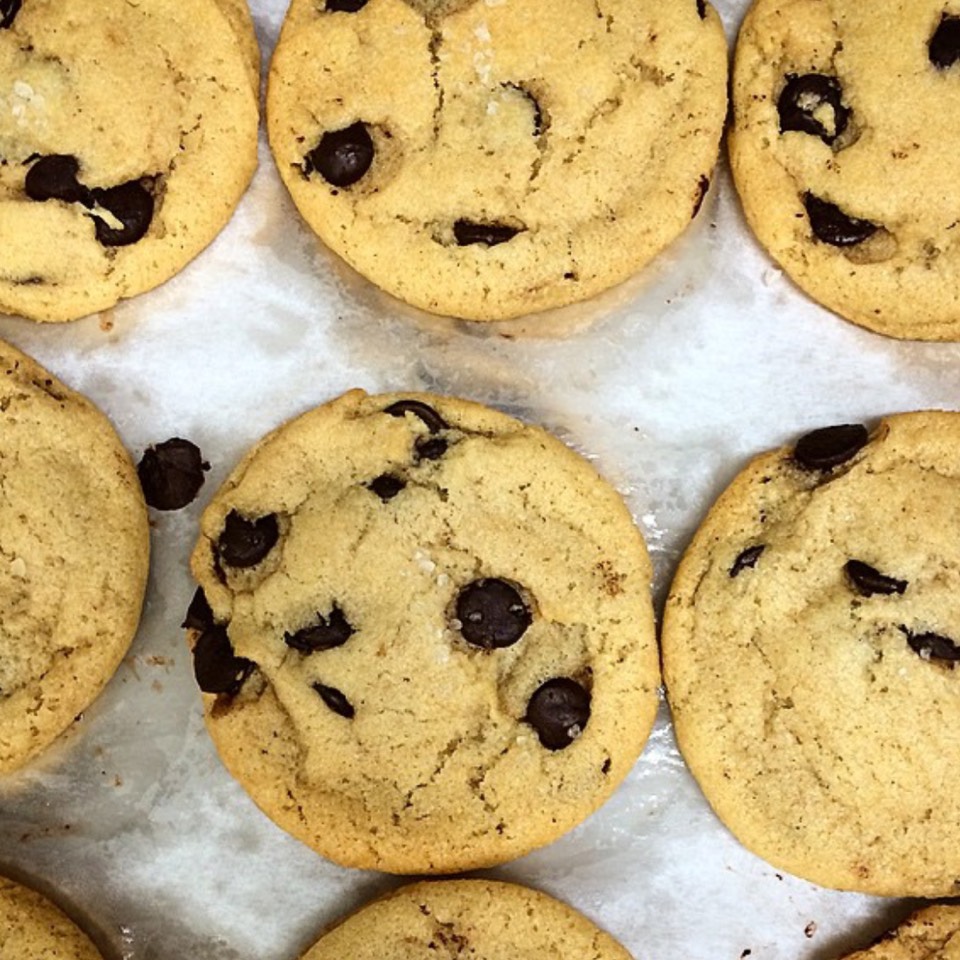 Salted Chocolate Chip Cookies from Ovenly on #foodmento http://foodmento.com/dish/31401