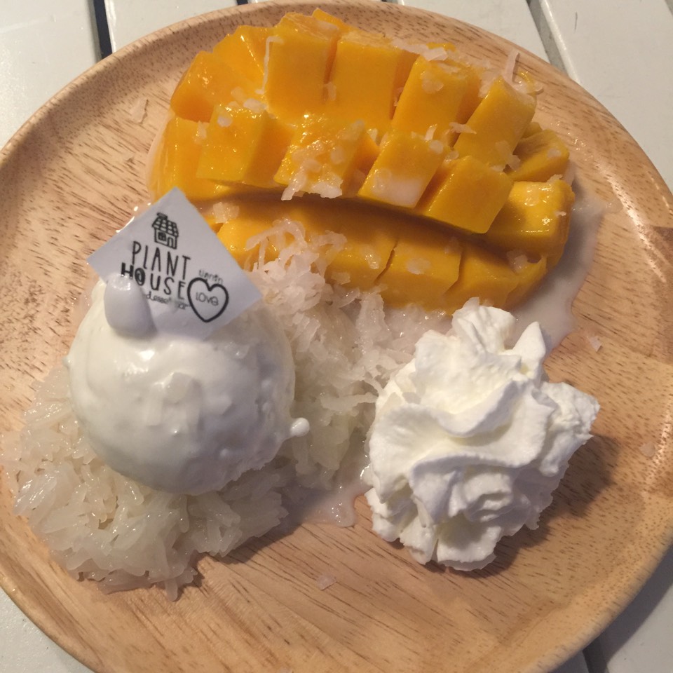 Mango Sticky Rice at Plant Love House (CLOSED) on #foodmento http://foodmento.com/place/8102