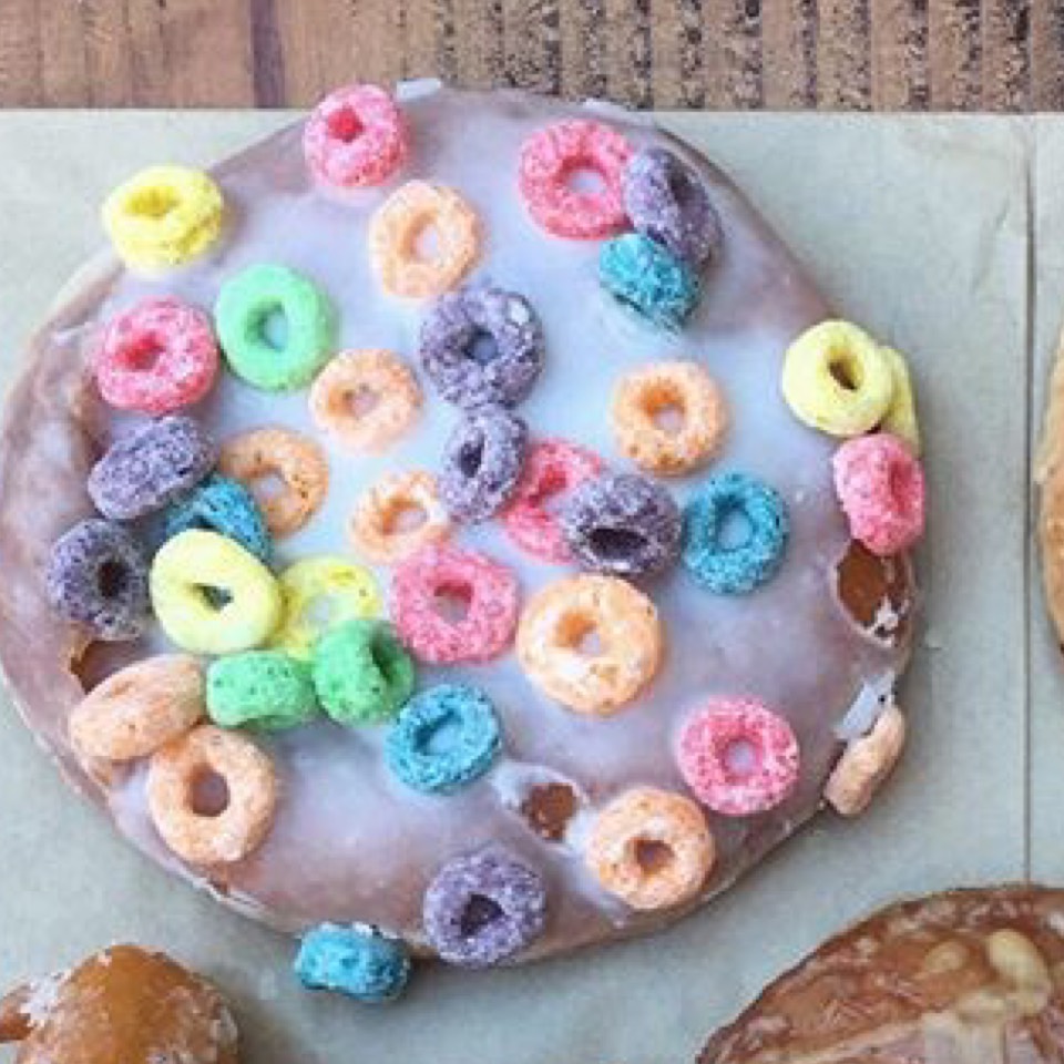 Froot Loops Donut at Gossip Coffee on #foodmento http://foodmento.com/place/8307