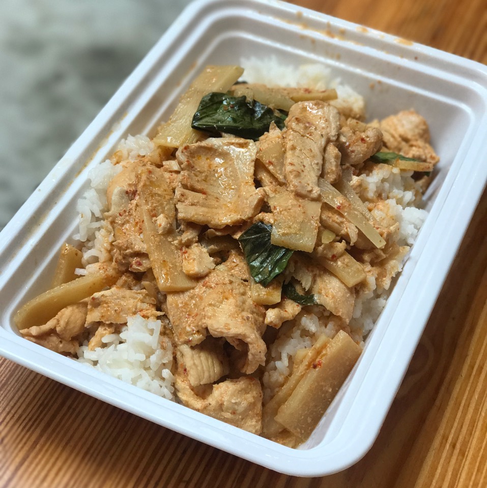 Gang Dang Gai Chicken Curry @bangkokbarnyc at UrbanSpace Vanderbilt on #foodmento http://foodmento.com/place/8758