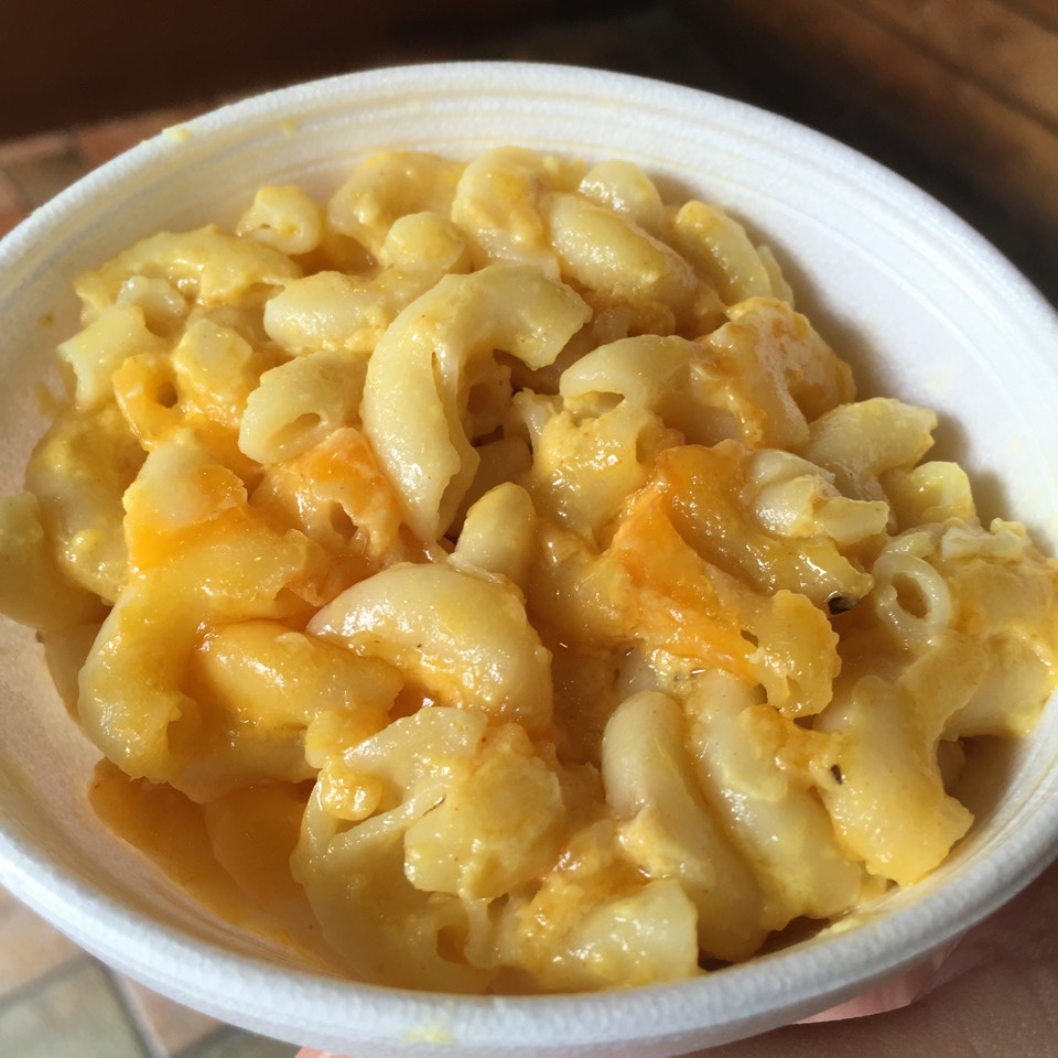 Mac and Cheese (Vegetarian) - Sides from John Brown Smokehouse on #foodmento http://foodmento.com/dish/28178
