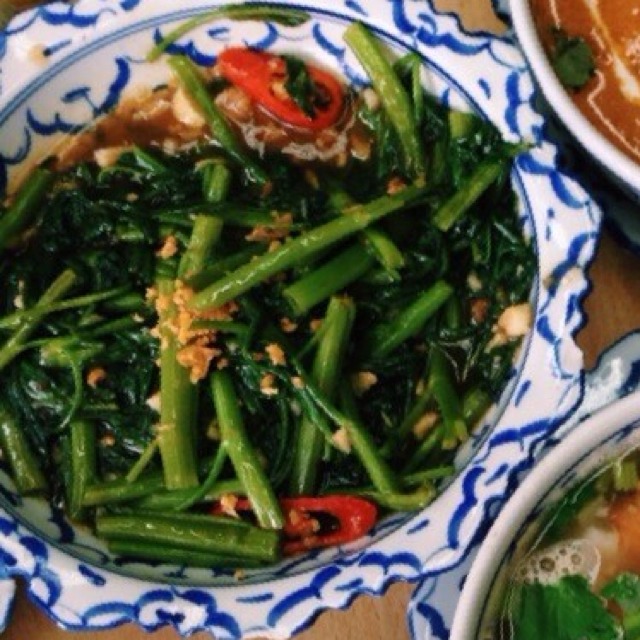 Stir Fried Kang Kong Belachan from Nakhon Kitchen on #foodmento http://foodmento.com/dish/8114
