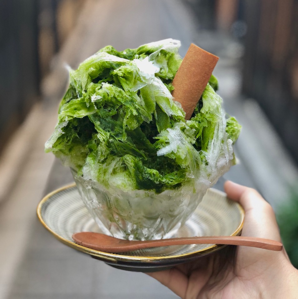 Awayuki Kakigori Shaved Ice (Green Tea Flavor) at 祇園 日 GION-NITI on #foodmento http://foodmento.com/place/9429