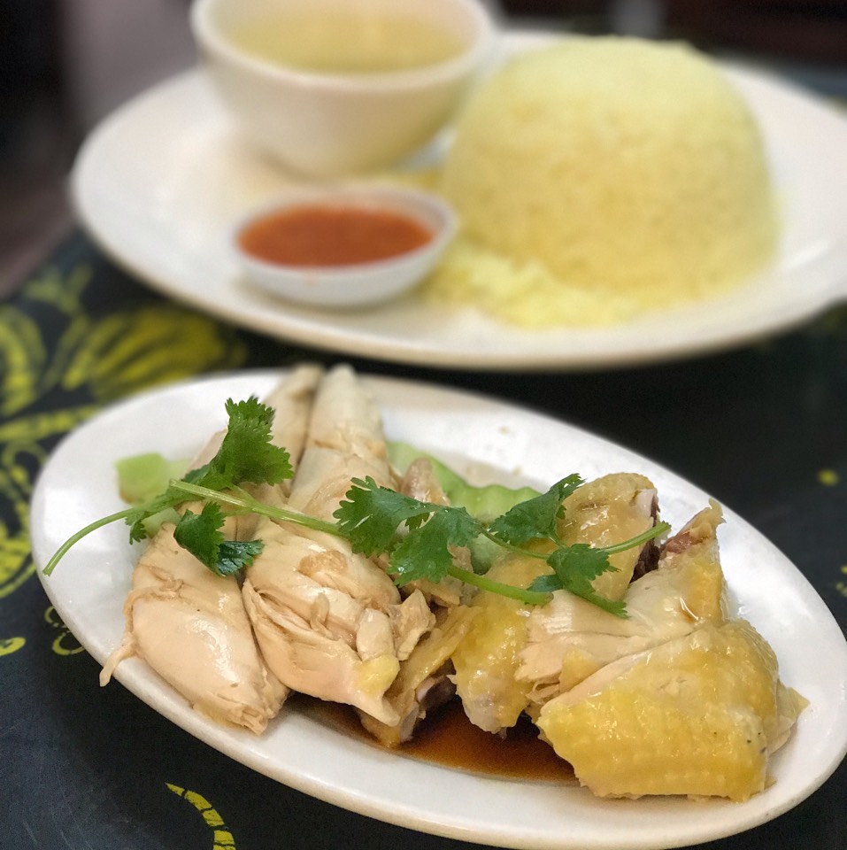 Hainanese Chicken Rice at Malay Restaurant 馬來餐廳 on #foodmento http://foodmento.com/place/9606