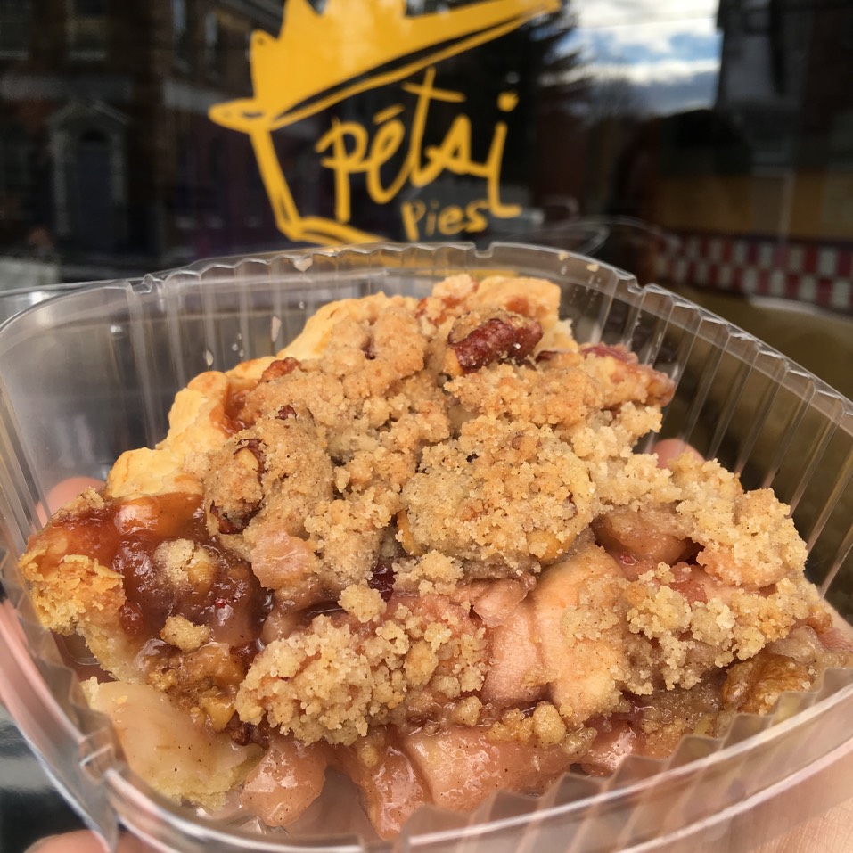 Apple Pear Cranberry Pie (Seasonal) at Petsi Pies - Beacon St. on #foodmento http://foodmento.com/place/9736